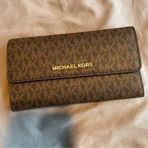 Michael Kors wallet
